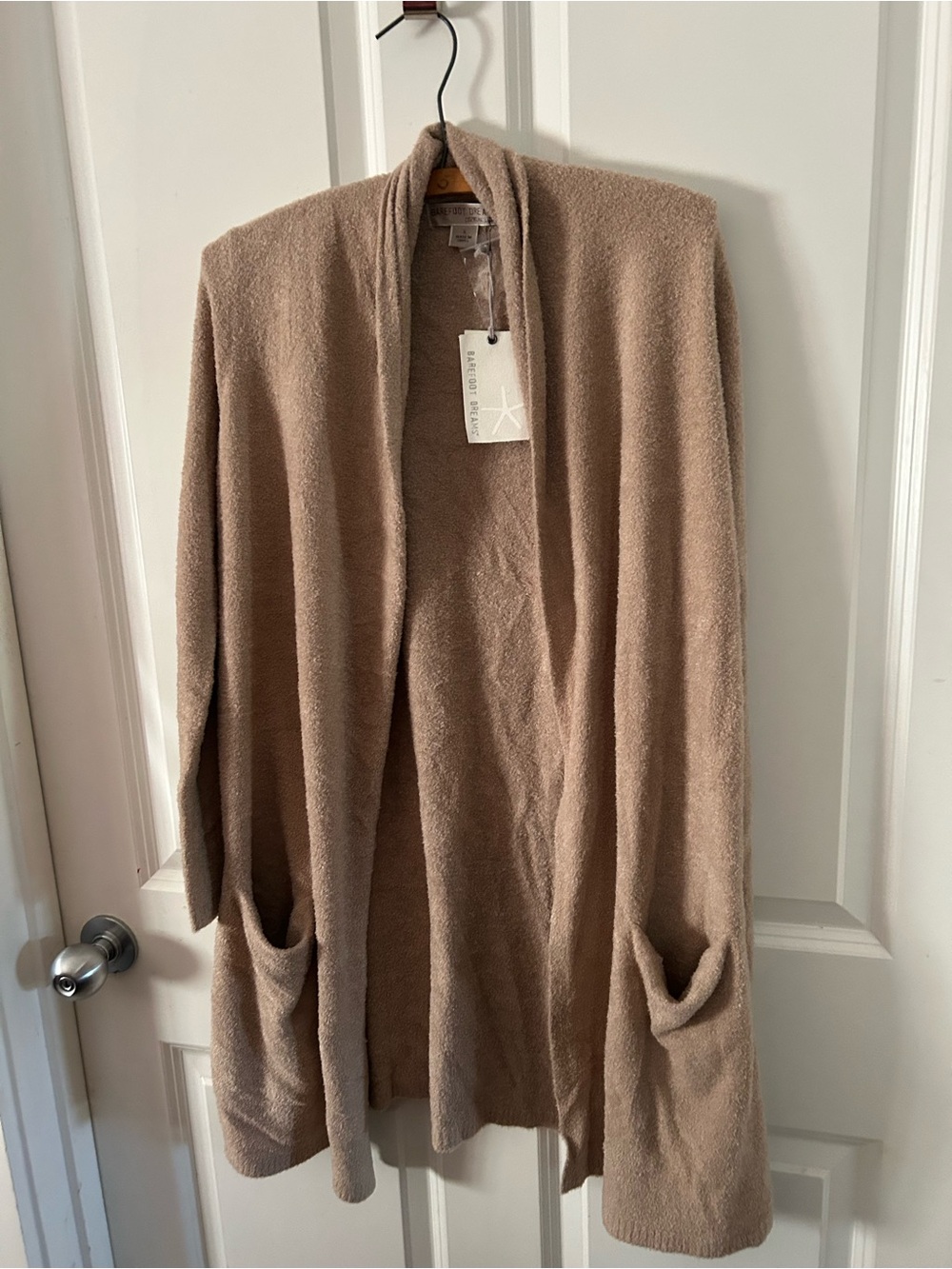 Barefoot Dreams Open-Front Light Taupe Cardigan with Pockets NWT - Picture 3 of 5